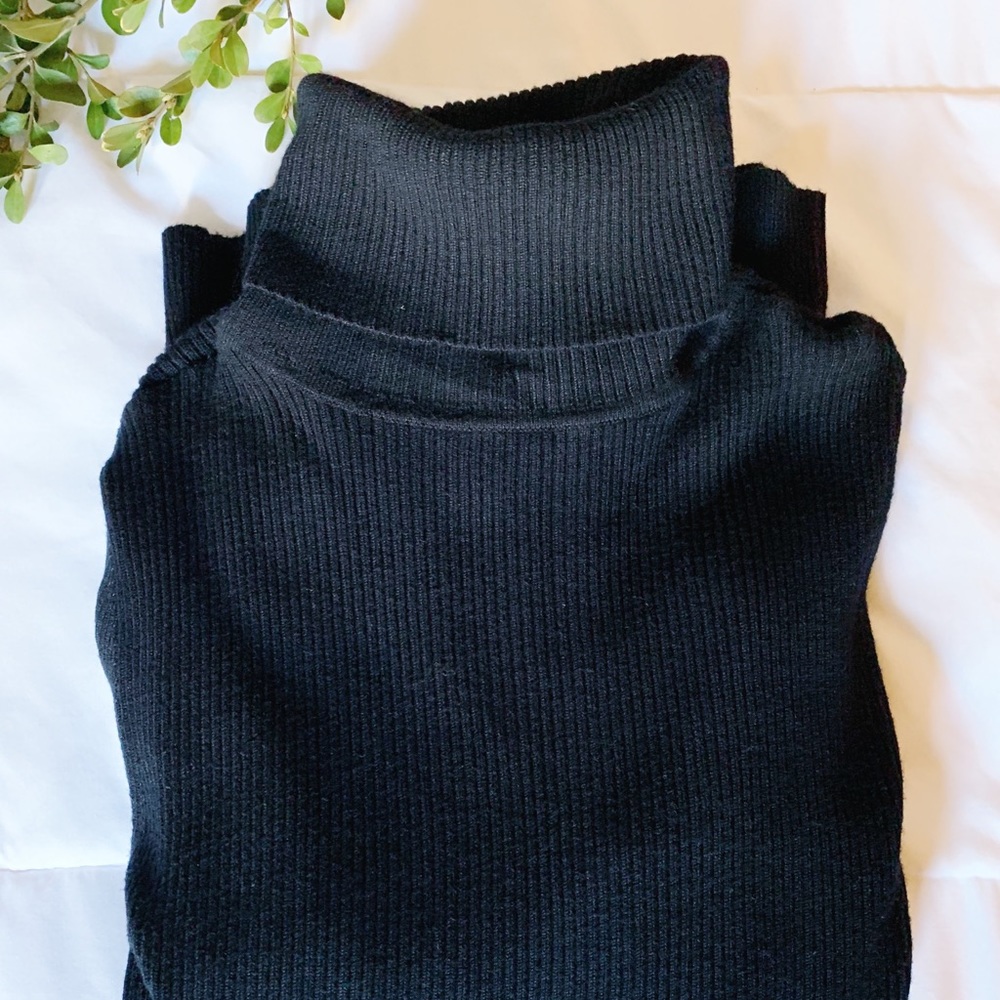 Moda International Ribbed Dress - Picture 3 of 5